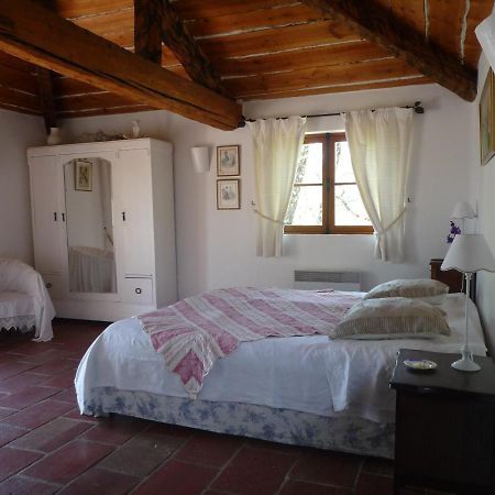 La Rose Des Vents Bed & Breakfast มงโตรูซ์ ภายนอก รูปภาพ