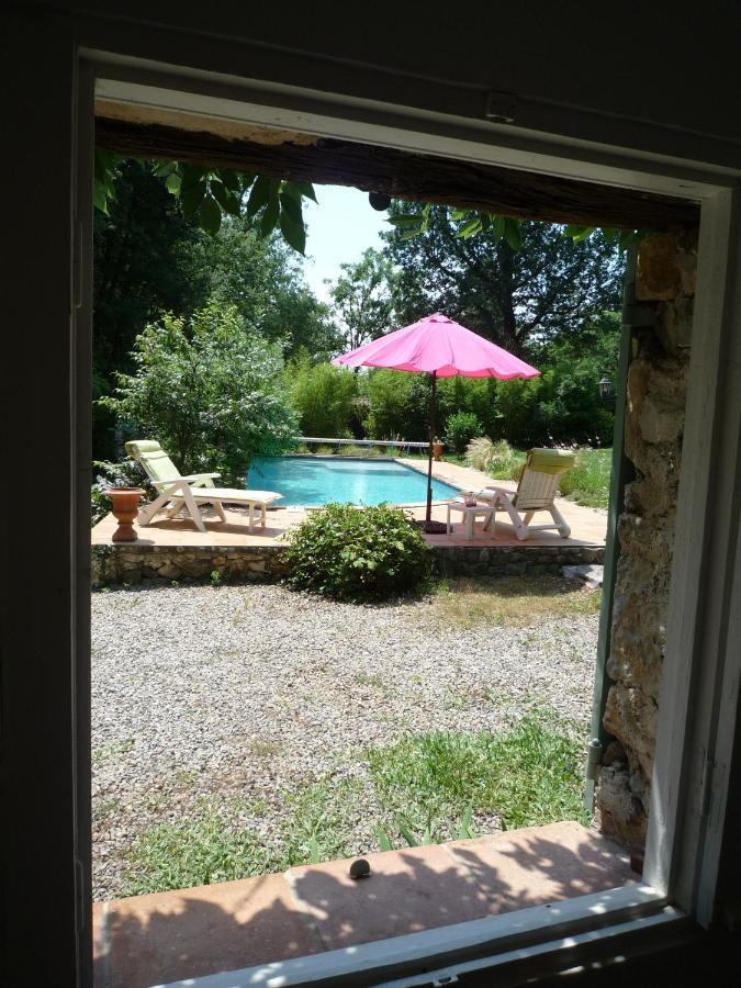 La Rose Des Vents Bed & Breakfast มงโตรูซ์ ภายนอก รูปภาพ